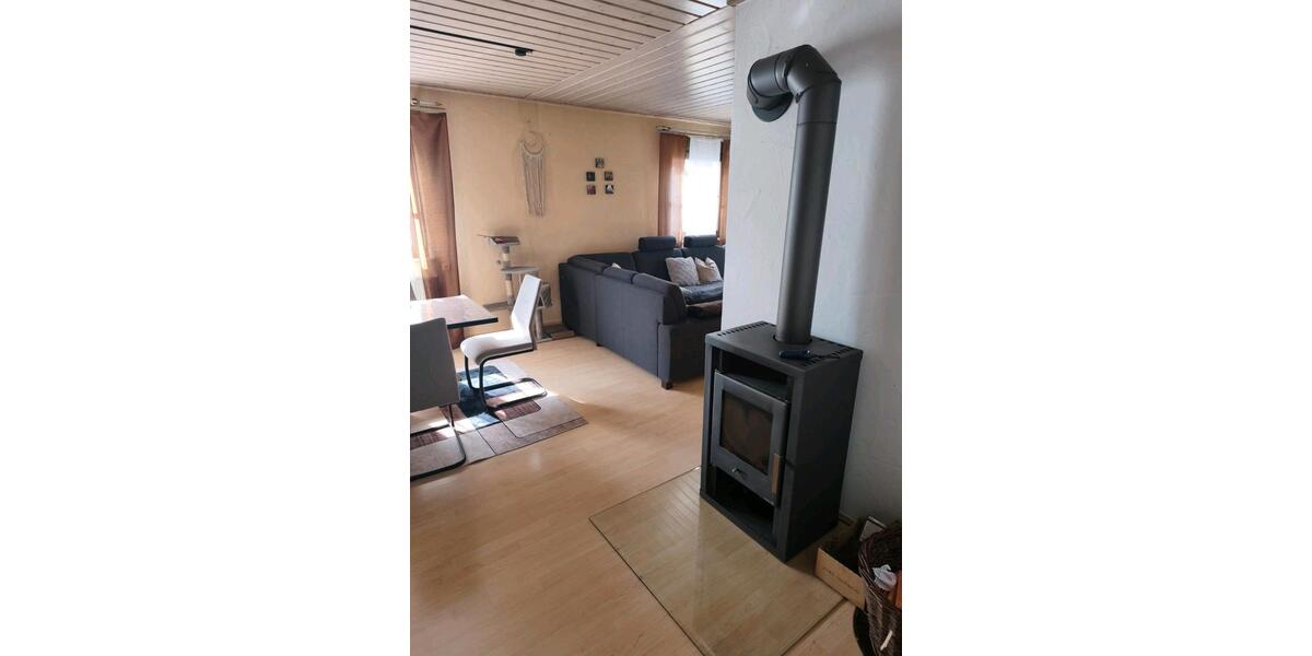 Einfamilienhaus Schweinfurt Gartenstadt - 5 Zimmer, 131 m&sup2;, 1.300&euro; | Angebot:26447220