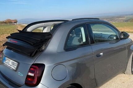 Fiat 500e 52.539 km 16.499 &euro; Rödelmaier 97618