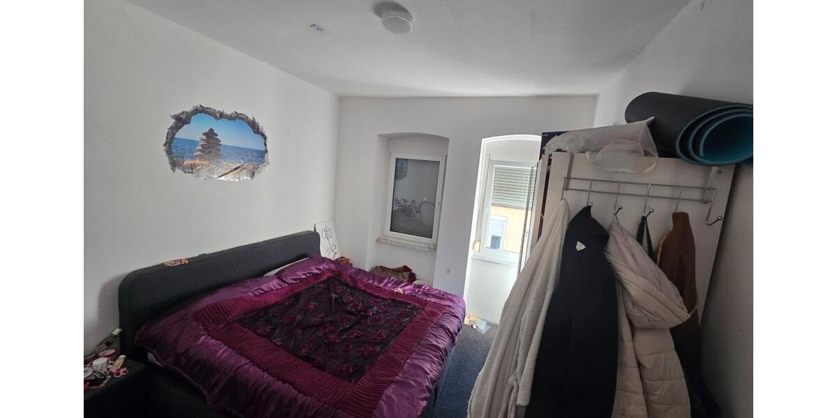 Etagenwohnung Schweinfurt Bellevue - 3 Zimmer, 90 m&sup2;, 175.000&euro; | Angebot:26940347