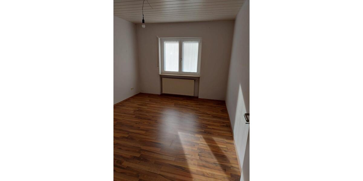 Mehrfamilienhaus, Wohnhaus Bergrheinfeld - 8 Zimmer, 239 m&sup2;, 579.000&euro; | Angebot:25963456