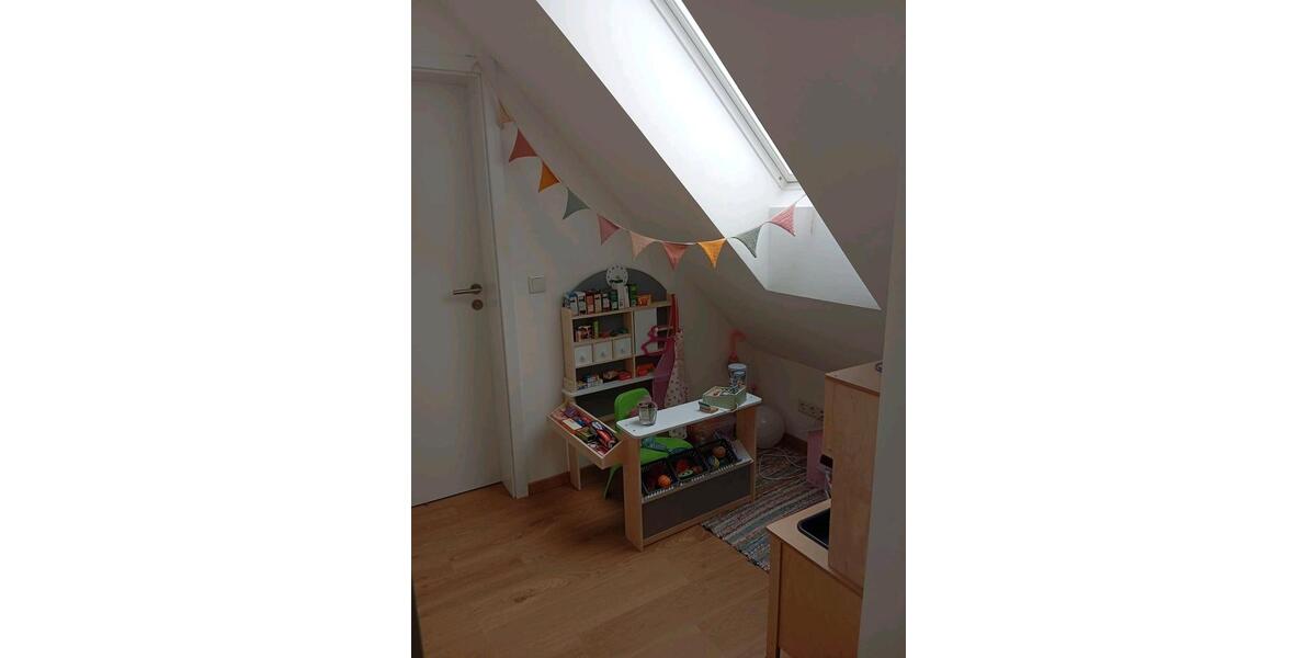 Etagenwohnung Volkach - 4 Zimmer, 90 m&sup2;, 890&euro; | Angebot:25755026