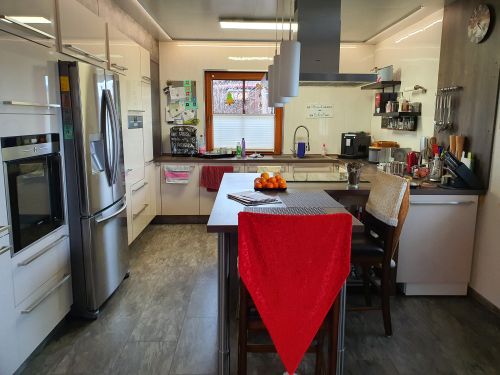 Romantisches Einfamilienhaus mit hochwertiger Ausstattung in ruhiger Randlage von 97450 Arnstein-Neubessingen (ID 10040) - Einfamilienhaus Arnstein Arnstein | Angebot:25387561