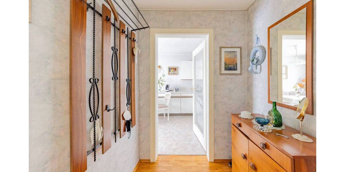 Reihenmittelhaus Sennfeld - 4 Zimmer, 115 m&sup2;, 279.990&euro; | Angebot:25768699