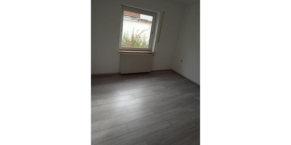 Etagenwohnung Kolitzheim - 3 Zimmer, 80 m&sup2;, 520&euro; | Angebot:25852503