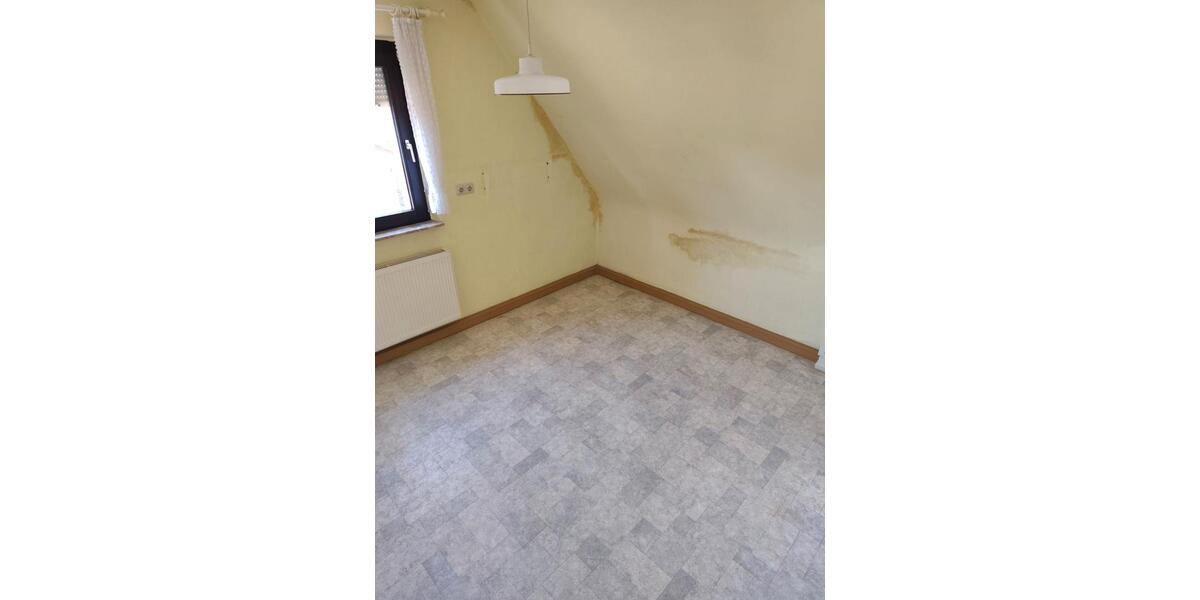 Doppelhaushälfte Euerbach - 6 Zimmer, 84 m&sup2;, 220.000&euro; | Angebot:26049173