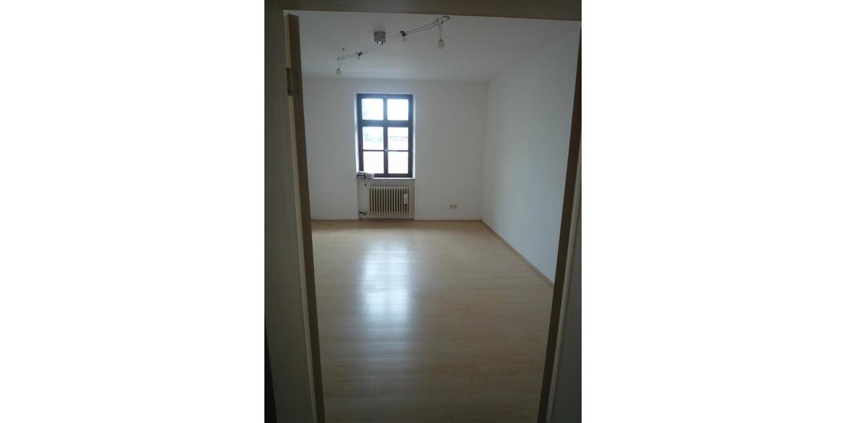 Etagenwohnung Schweinfurt Gartenstadt - 2 Zimmer, 68 m&sup2;, 160.000&euro; | Angebot:25995711