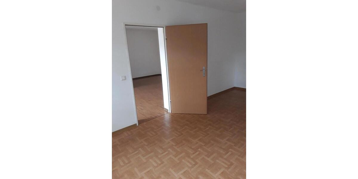 Erdgeschoßwohnung Rimpar - 3 Zimmer, 80 m&sup2;, 880&euro; | Angebot:26039854