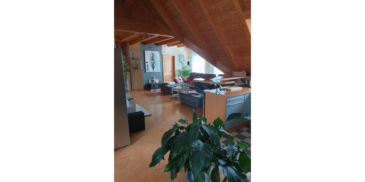 Etagenwohnung Schwarzach am Main - 4 Zimmer, 120 m&sup2;, 1.200&euro; | Angebot:26036592