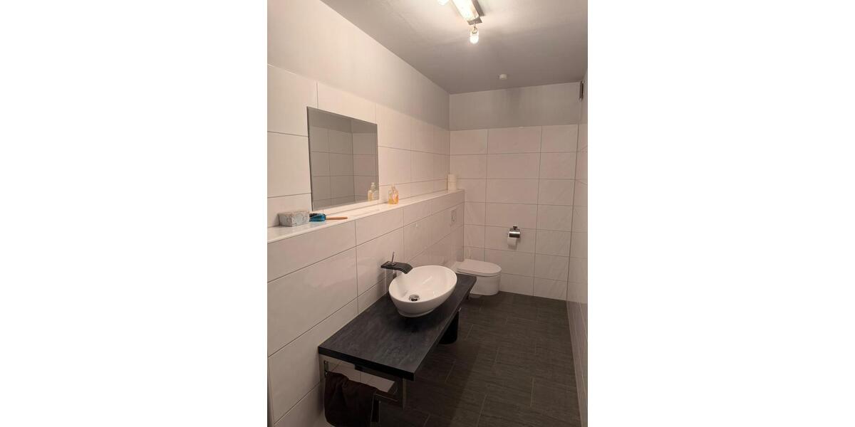 Gewerbeobjekt Estenfeld - 1.850&euro; | Angebot:26530221