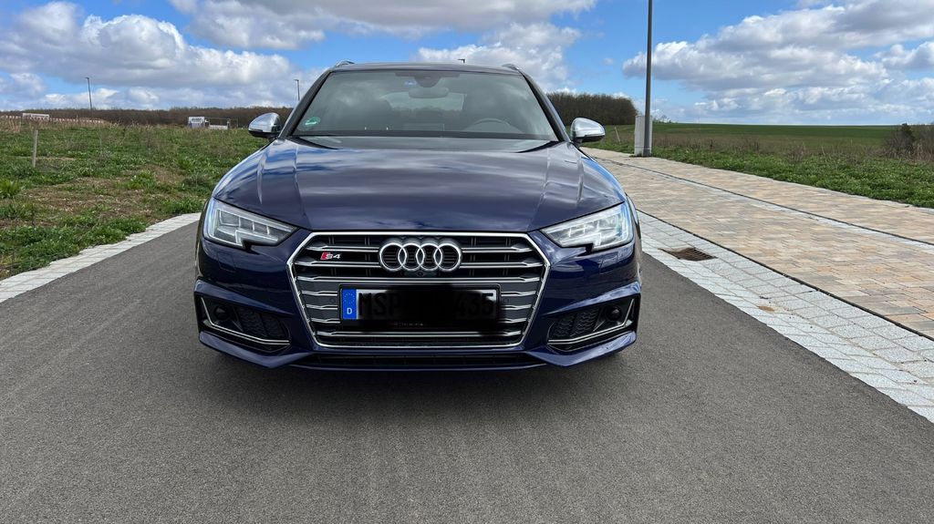 Audi S4 70.000 km 36.390 &euro; Arnstein 97450