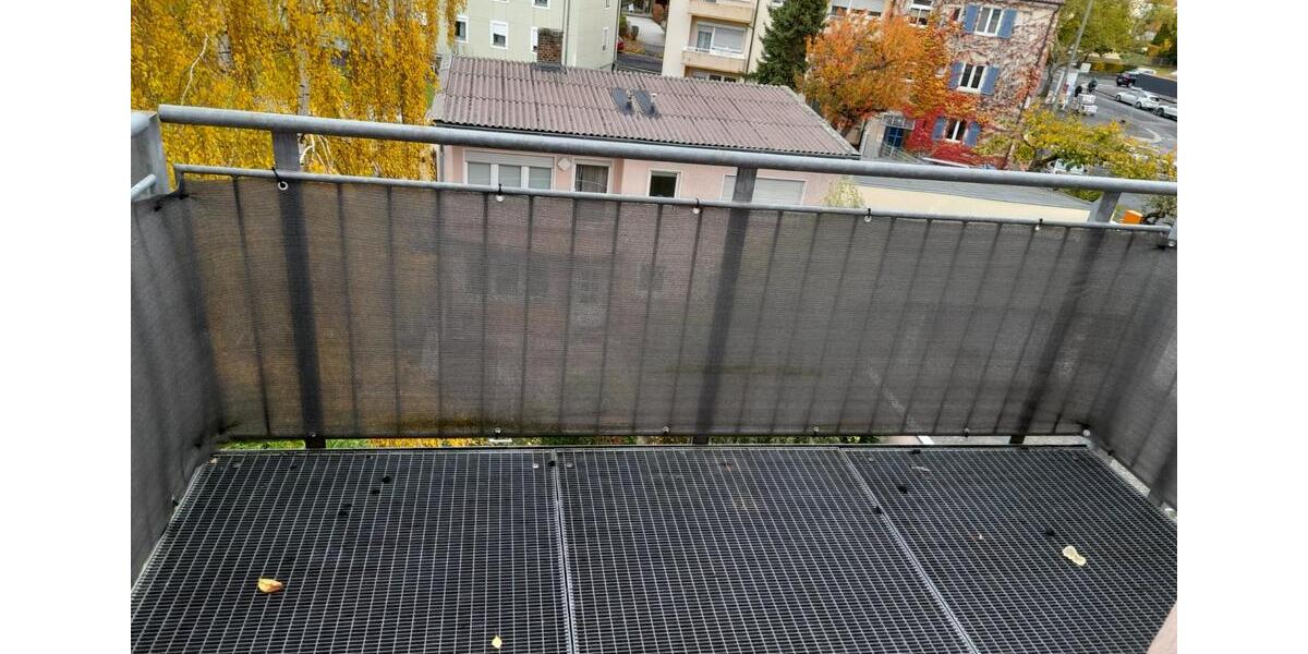 Etagenwohnung Schweinfurt Bellevue - 3 Zimmer, 90 m&sup2;, 700&euro; | Angebot:25376392