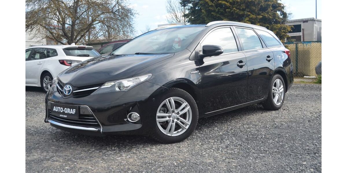 Toyota Auris Touring Sports 114.500 km 12.990 &euro; Schweinfurt 97424