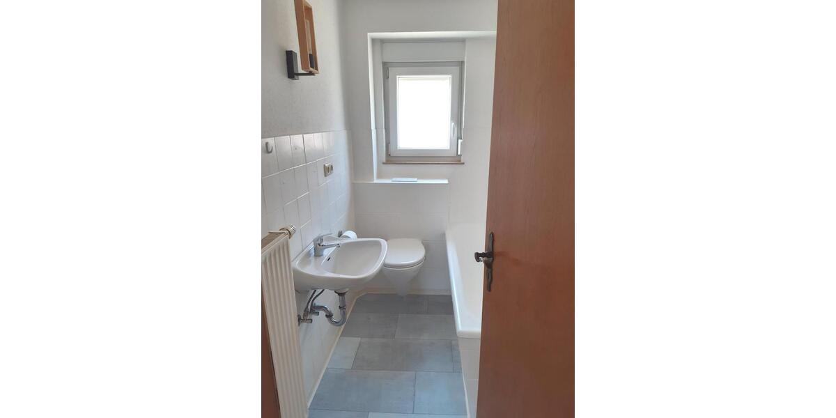 Doppelhaushälfte Wiesentheid - 4.5 Zimmer, 93 m&sup2;, 320.000&euro; | Angebot:26698019