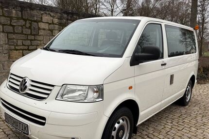 VW T5 Caravelle 185.000 km 13.999 &euro; Estenfeld 97230