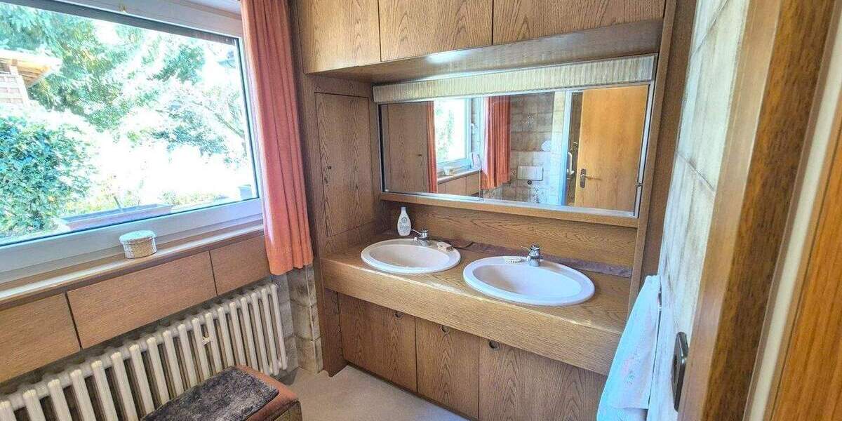 Einfamilienhaus Bad Kissingen Garitz - 6 Zimmer, 179 m&sup2;, 340.000&euro; | Angebot:25728103