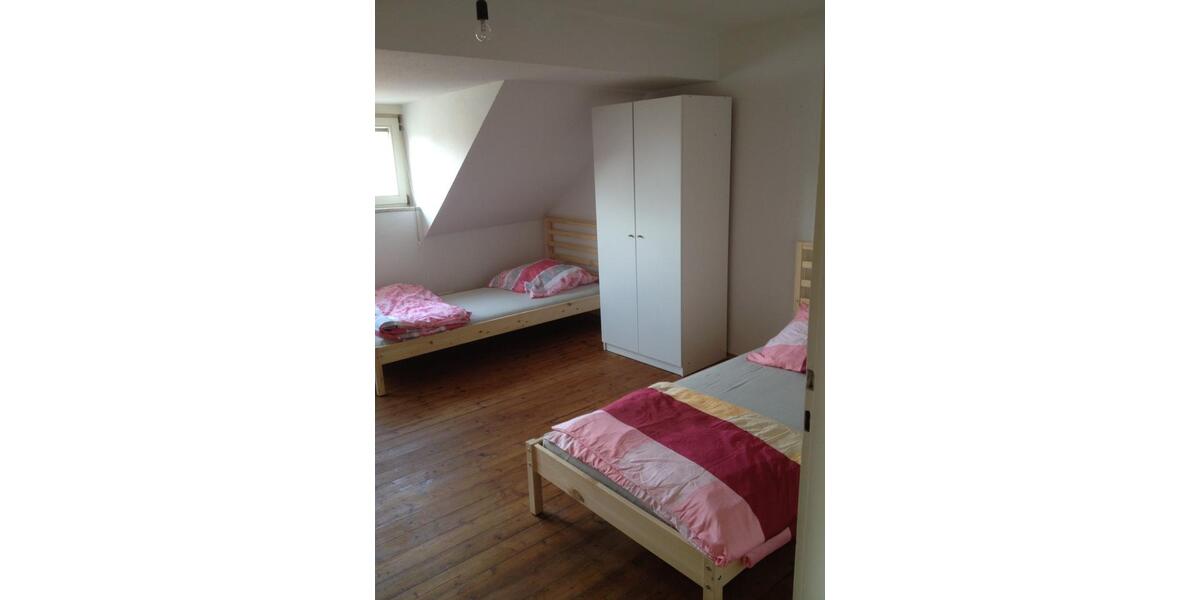 Dachgeschoßwohnung Werneck - 4 Zimmer, 120 m&sup2;, 720&euro; | Angebot:24532038