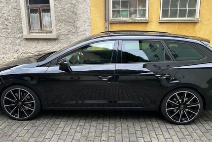 Seat Leon 58.000 km 23.900 &euro; Oberpleichfeld 97241