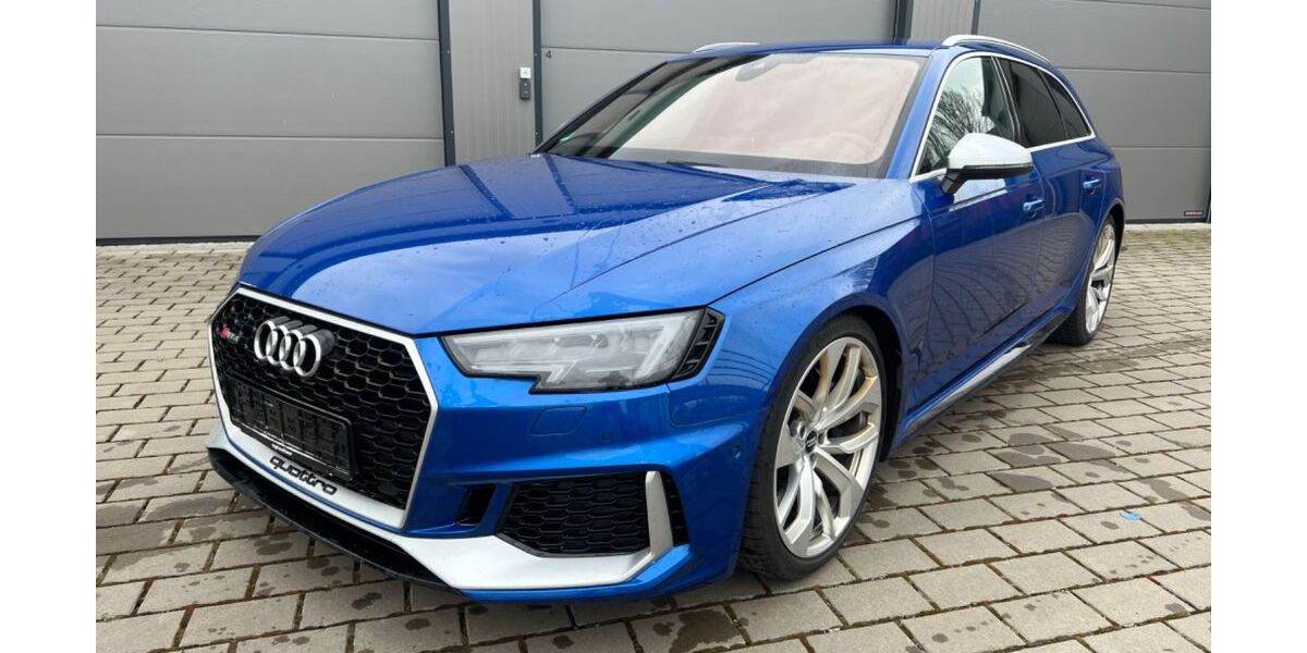 Audi RS4 128.300 km 42.490 &euro; Volkach 97332