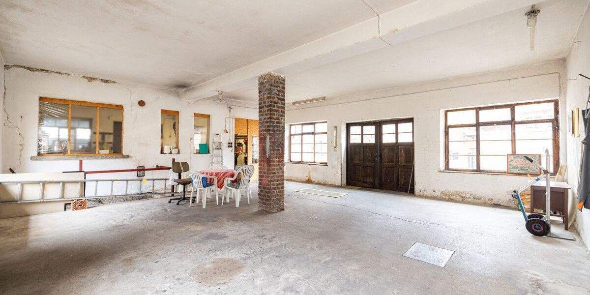 Mehrfamilienhaus, Wohnhaus Volkach - 9 Zimmer, 212 m&sup2;, 397.000&euro; | Angebot:25737330