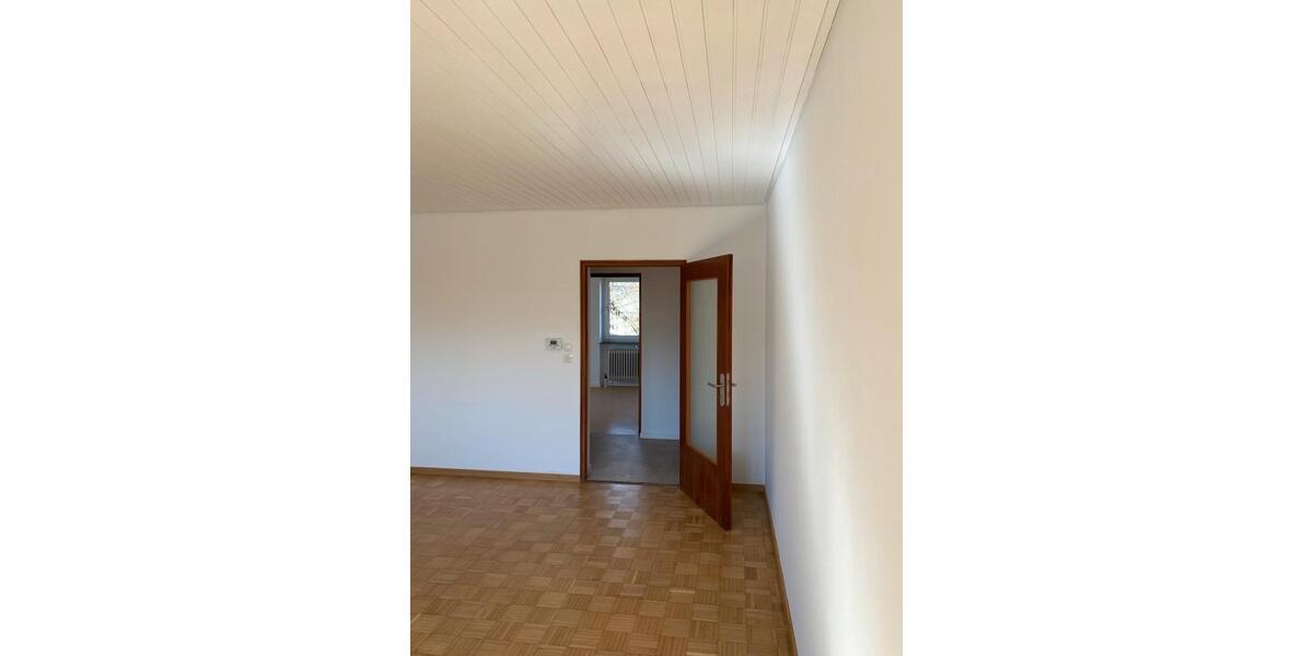 Etagenwohnung Rimpar - 3 Zimmer, 83 m&sup2;, 1.150&euro; | Angebot:25972976