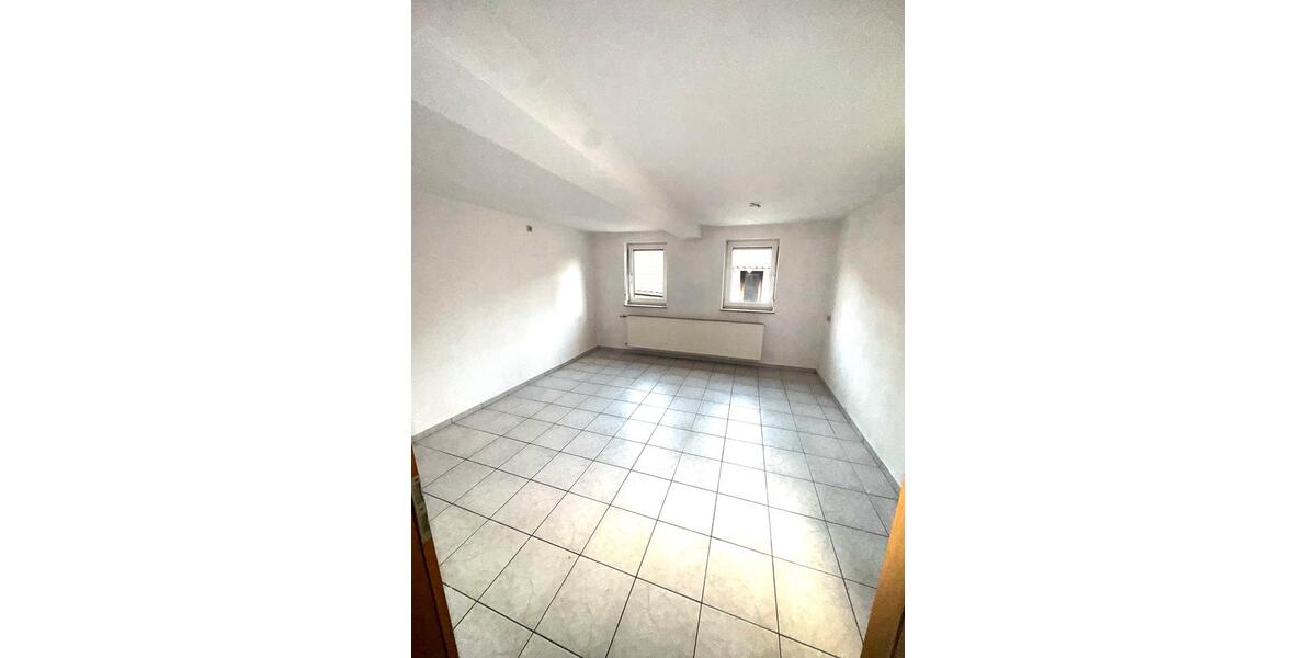 Einfamilienhaus Burkardroth - 2 Zimmer, 80 m&sup2;, 500&euro; | Angebot:25859615