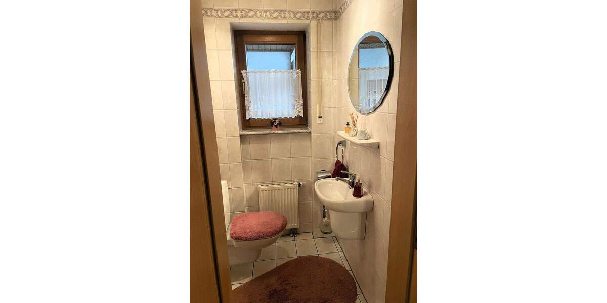 Mehrfamilienhaus, Wohnhaus Hofheim i.UFr. Ostheim - 6 Zimmer, 140 m&sup2;, 423.000&euro; | Angebot:25716358