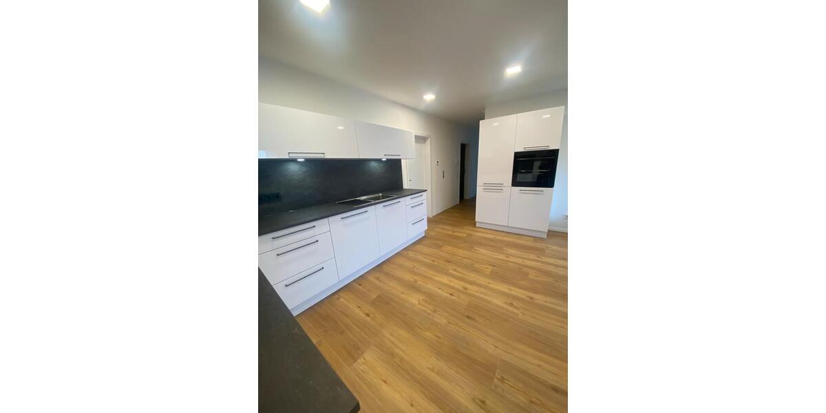 Etagenwohnung Bad Kissingen - 3 Zimmer, 88 m&sup2;, 1.100&euro; | Angebot:25811080