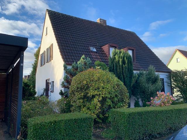 Einfamilienhaus Hammelburg - 6 Zimmer, 140 m&sup2;, 330.000&euro; | Angebot:26044952