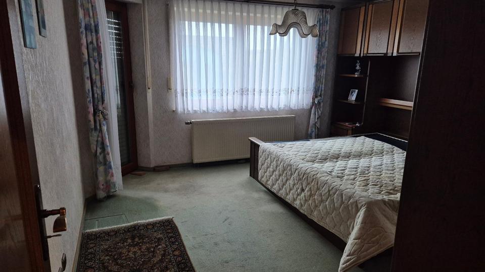 Einfamilienhaus Dittelbrunn - 4 Zimmer, 140 m&sup2;, 475.000&euro; | Angebot:27078039