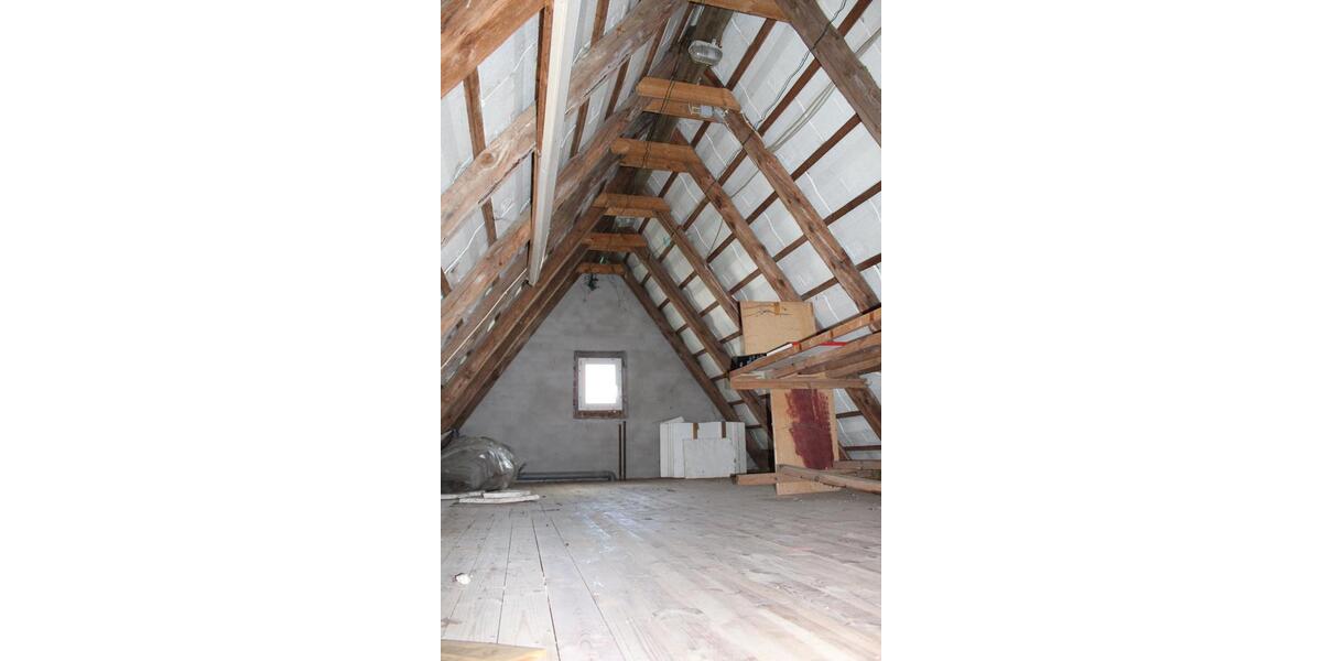 Einfamilienhaus Oerlenbach - 7.5 Zimmer, 165 m&sup2;, 269.000&euro; | Angebot:26837887
