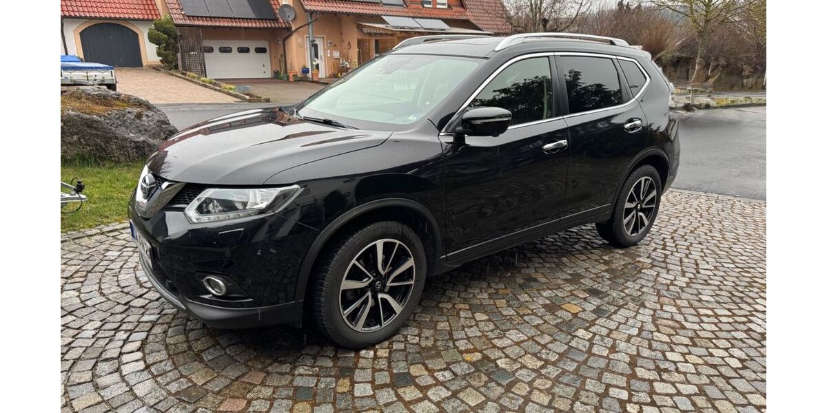 Nissan X-Trail 128.500 km 15.990 &euro; Werneck 97440