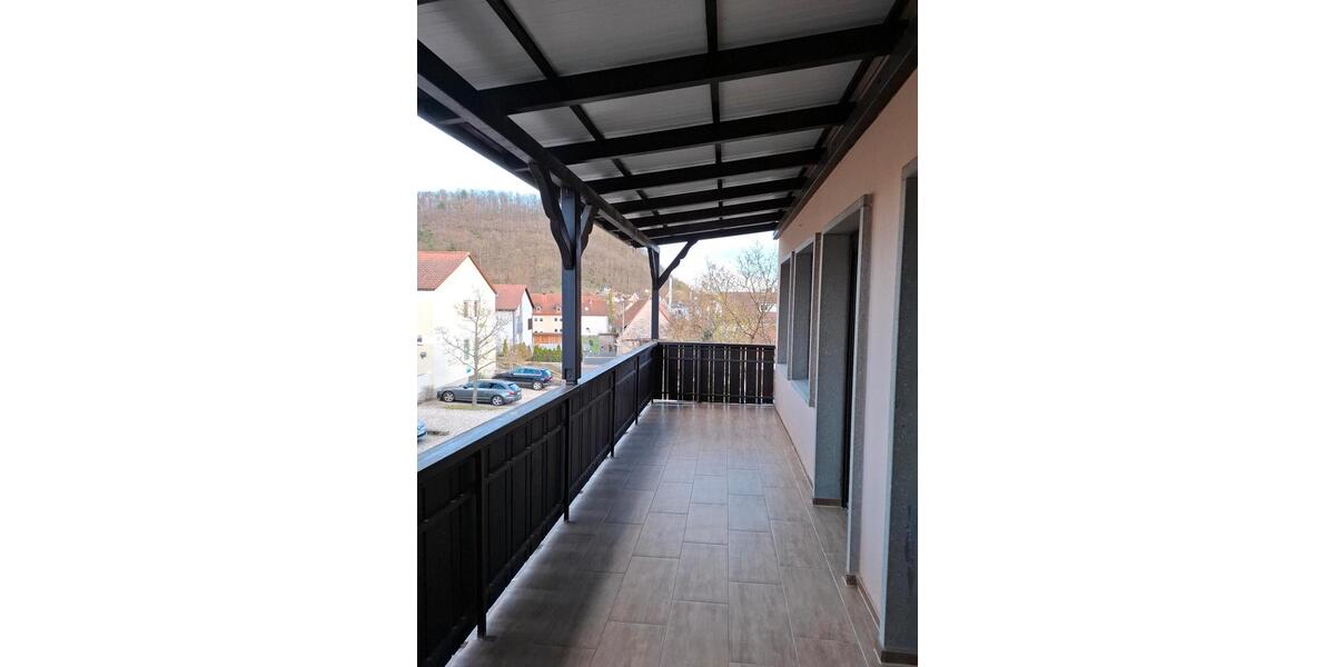 Etagenwohnung Sand am Main - 5 Zimmer, 128 m&sup2;, 1.450&euro; | Angebot:25945284