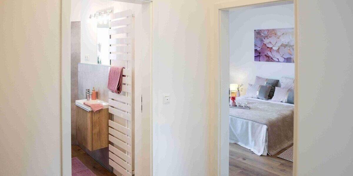 Etagenwohnung Niederwerrn - 2 Zimmer, 52 m&sup2;, 144.900&euro; | Angebot:26730926