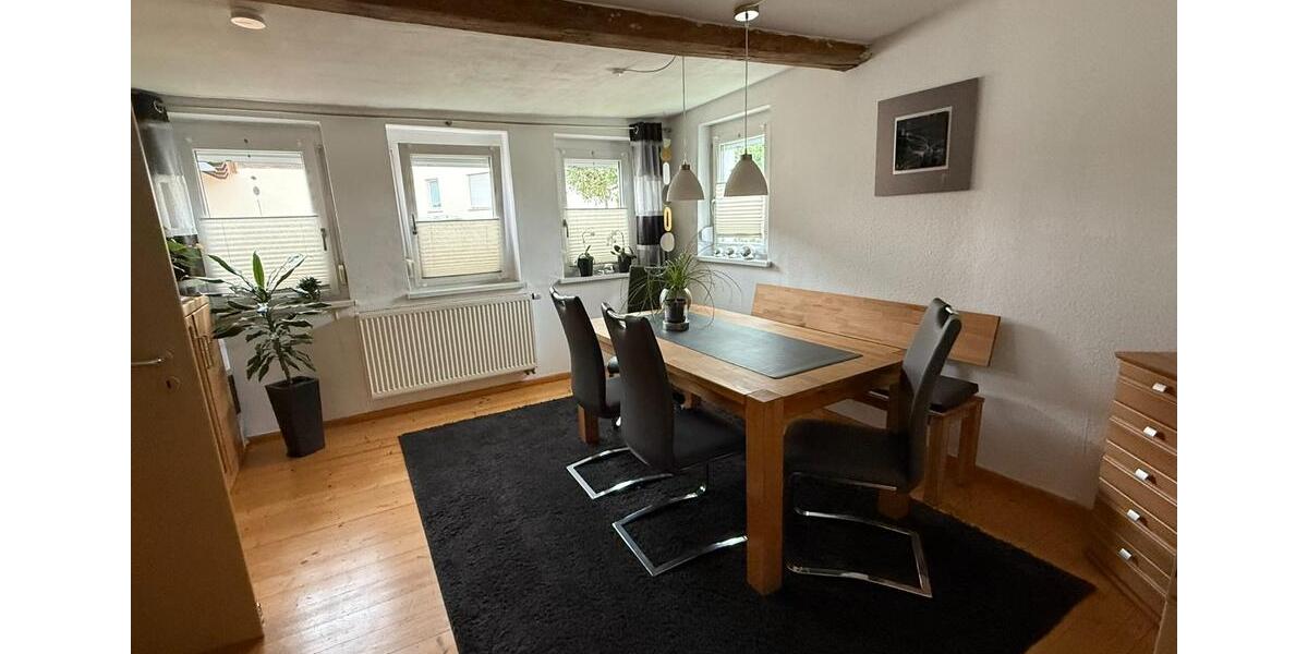 Einfamilienhaus Hofheim in Unterfranken - 4 Zimmer, 90 m&sup2;, 195.000&euro; | Angebot:25550427
