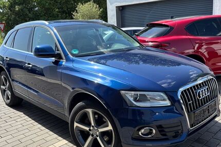 Audi Q5 77.500 km 22.900 &euro; Volkach 97332