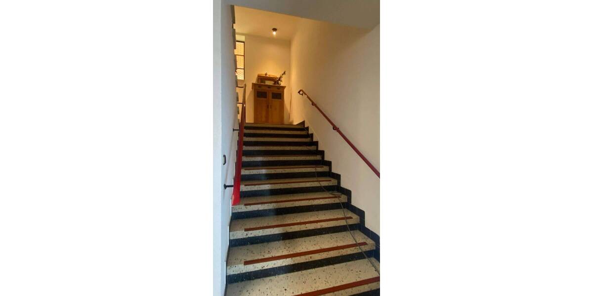 Mehrfamilienhaus, Wohnhaus Volkach - 9 Zimmer, 415.000&euro; | Angebot:25669925