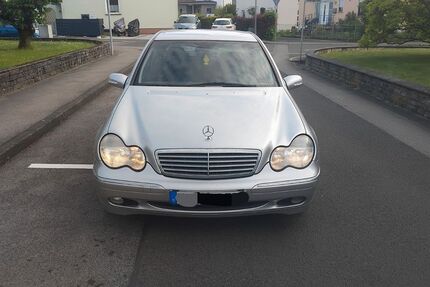 Mercedes-Benz C 180 148.000 km 1.500 &euro; Haßfurt 97437