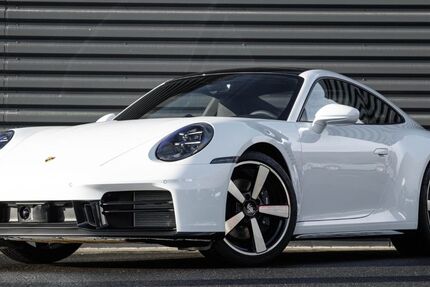 Porsche 992 12.900 km 139.890 &euro; Estenfeld 97230