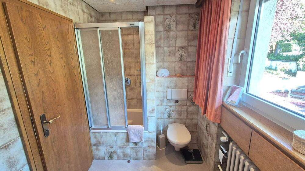 Einfamilienhaus Bad Kissingen Garitz - 6 Zimmer, 179 m&sup2;, 340.000&euro; | Angebot:25728103