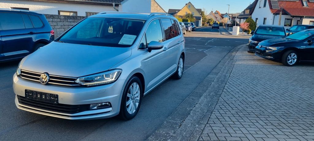 VW Touran 114.000 km 20.990 &euro; Stammheim 97509