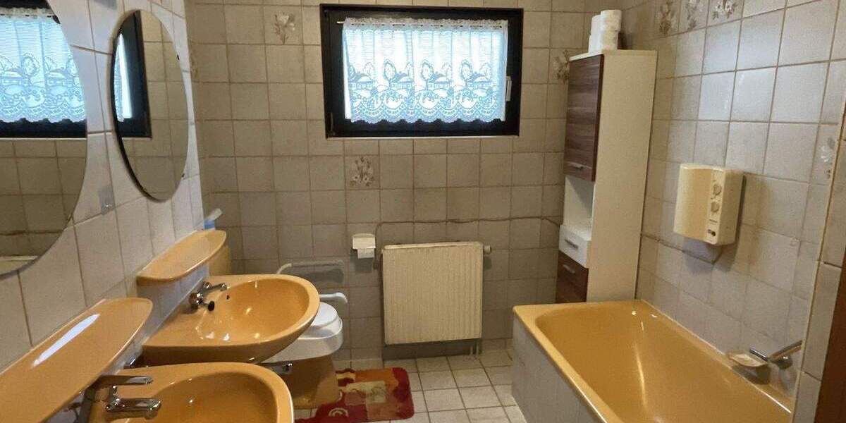 Einfamilienhaus Nüdlingen - 5 Zimmer, 128 m&sup2;, 285.000&euro; | Angebot:25668471