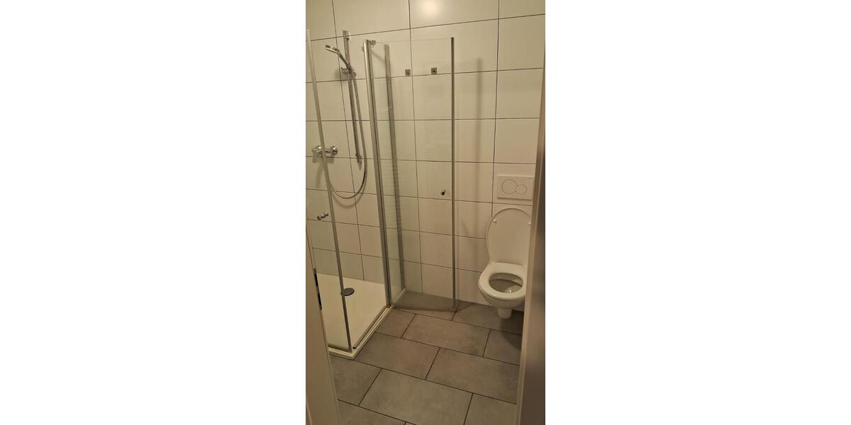Erdgeschoßwohnung Schweinfurt Gartenstadt - 10 Zimmer, 24 m&sup2;, 450&euro; | Angebot:25956946