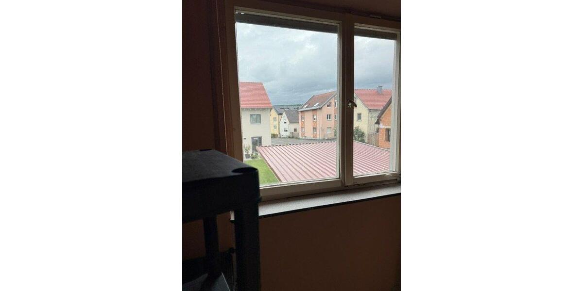 Einfamilienhaus Oberschwarzach - 5 Zimmer, 180 m&sup2;, 149.000&euro; | Angebot:26539804