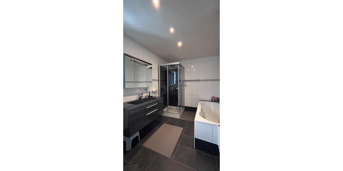 Mehrfamilienhaus, Wohnhaus Bad Kissingen - 7 Zimmer, 240 m&sup2;, 490.000&euro; | Angebot:25943245