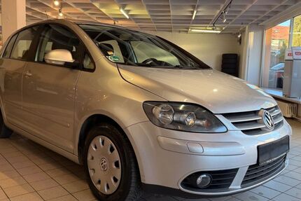 VW Golf 212.000 km 2.490 &euro; Schwanfeld 97523
