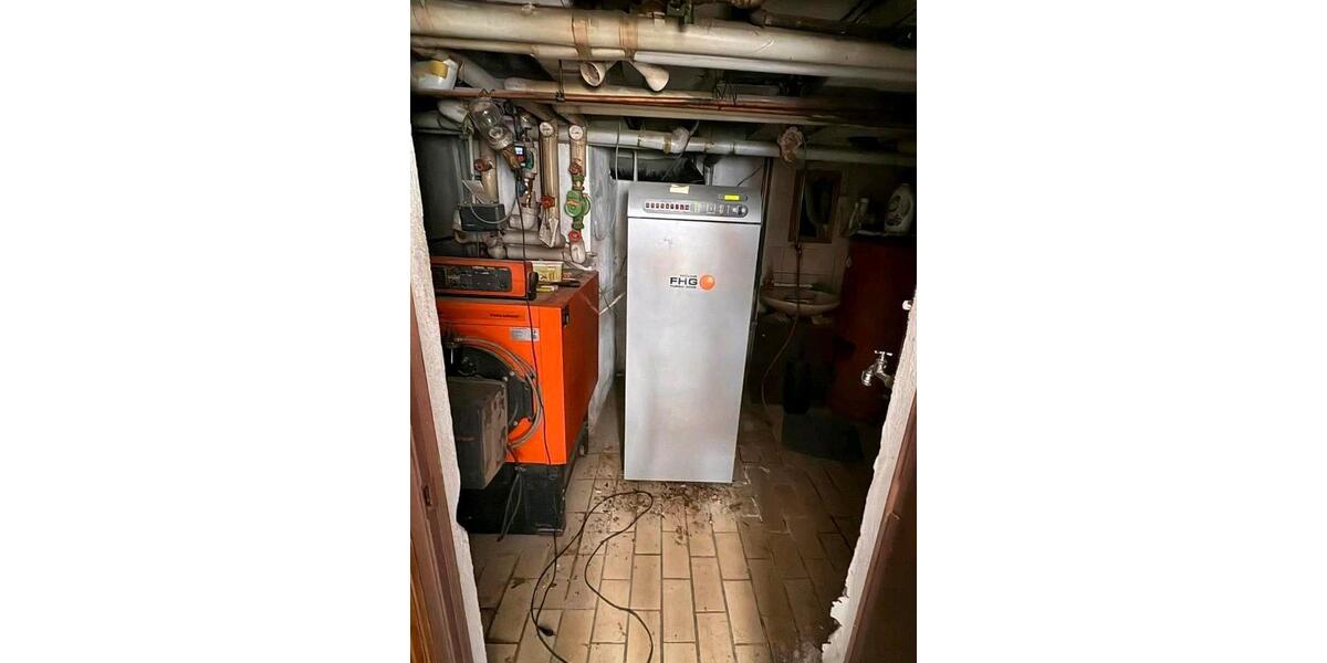 Einfamilienhaus Sulzfeld - 10 Zimmer, 209 m&sup2;, 205.000&euro; | Angebot:23431179