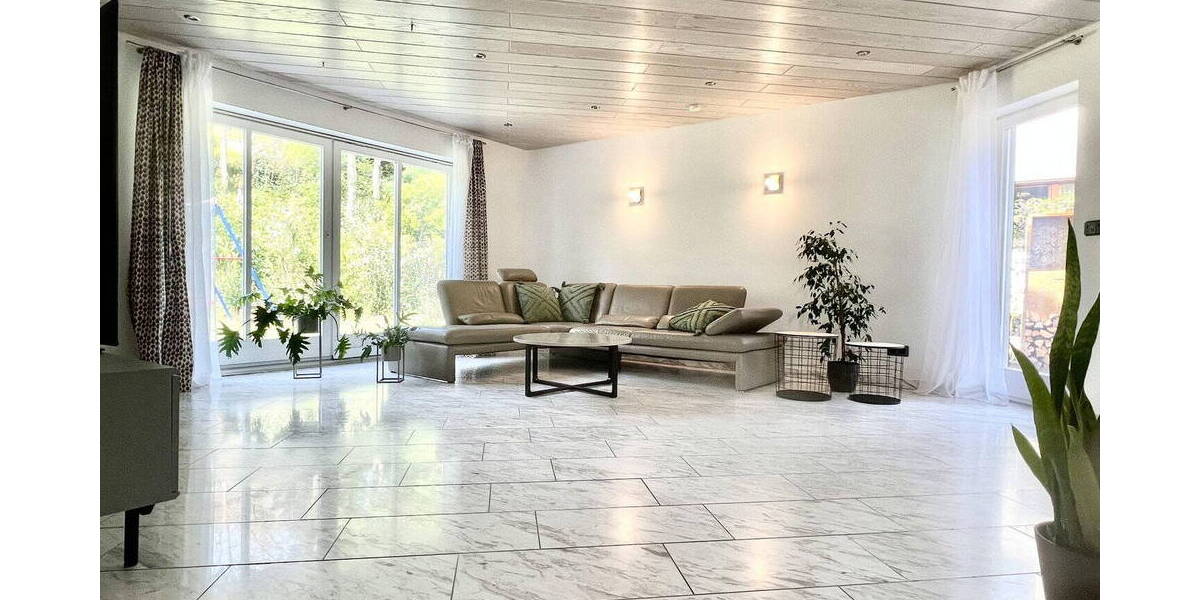 Einfamilienhaus Schweinfurt Nordöstlicher Stadtteil - 9 Zimmer, 188 m&sup2;, 749.000&euro; | Angebot:26148778