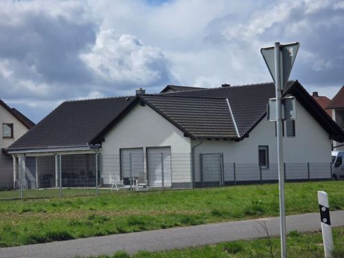 Wohn- und Geschäftshaus mit 2 Garagen und 3 Stellplätzen in 97502 Euerbach zwischen Schweinfurt und Würzburg (ID 10633) - Einfamilienhaus Euerbach Euerbach | Angebot:25521330