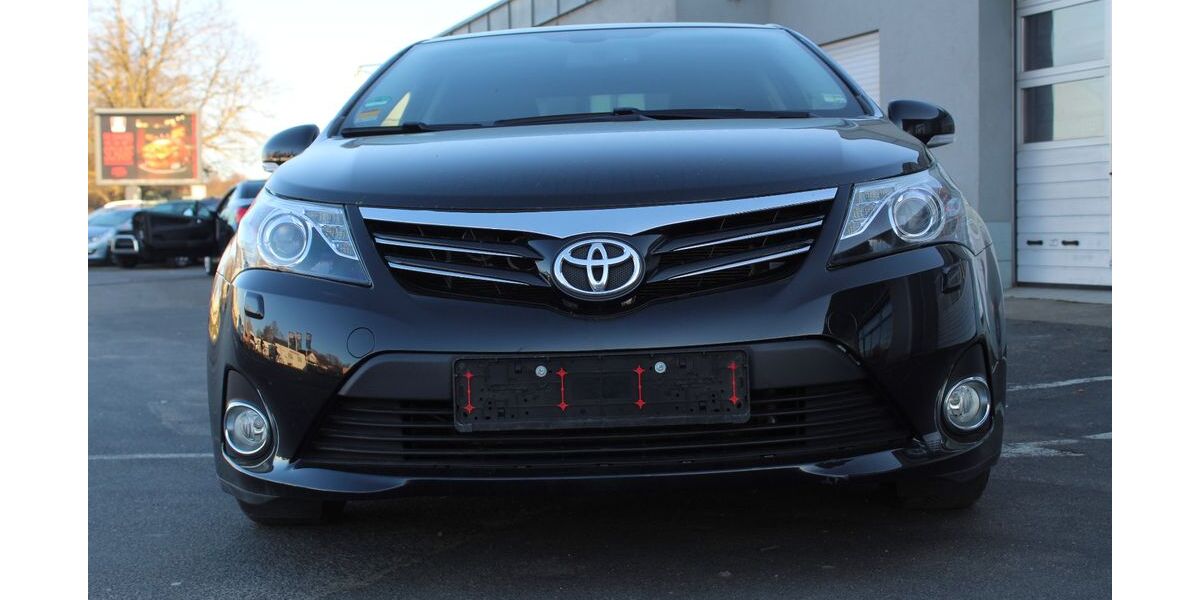 Toyota Avensis 149.000 km 7.990 &euro; Schwebheim 97525