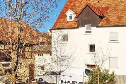 Haus Aura an der Saale - 8 Zimmer, 189 m&sup2;, 215.000&euro; | Angebot:26023768